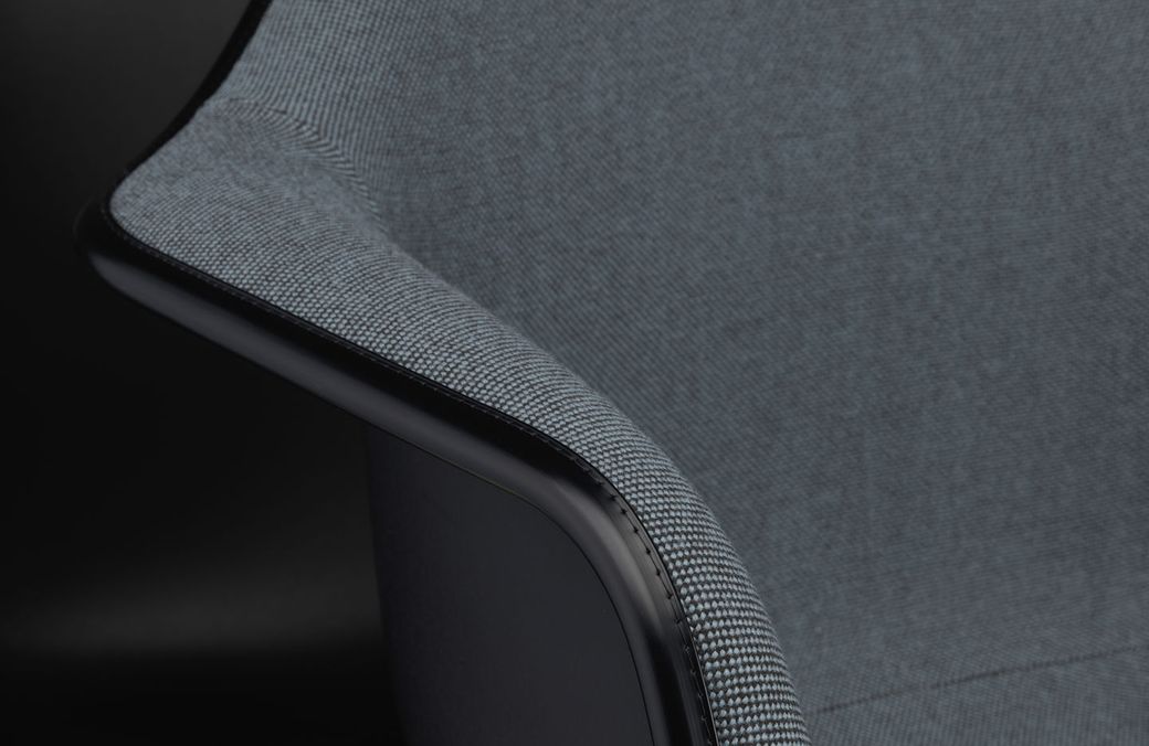 Eames Plastic Armchair DAL