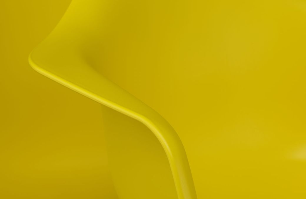 Eames Plastic Armchair DAX
