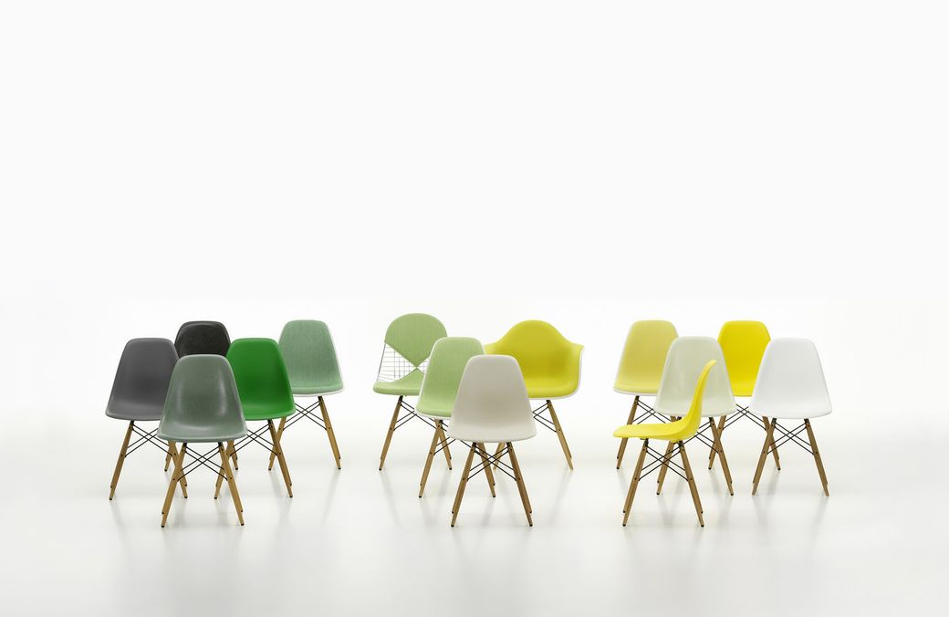 Eames Plastic Armchair DAX