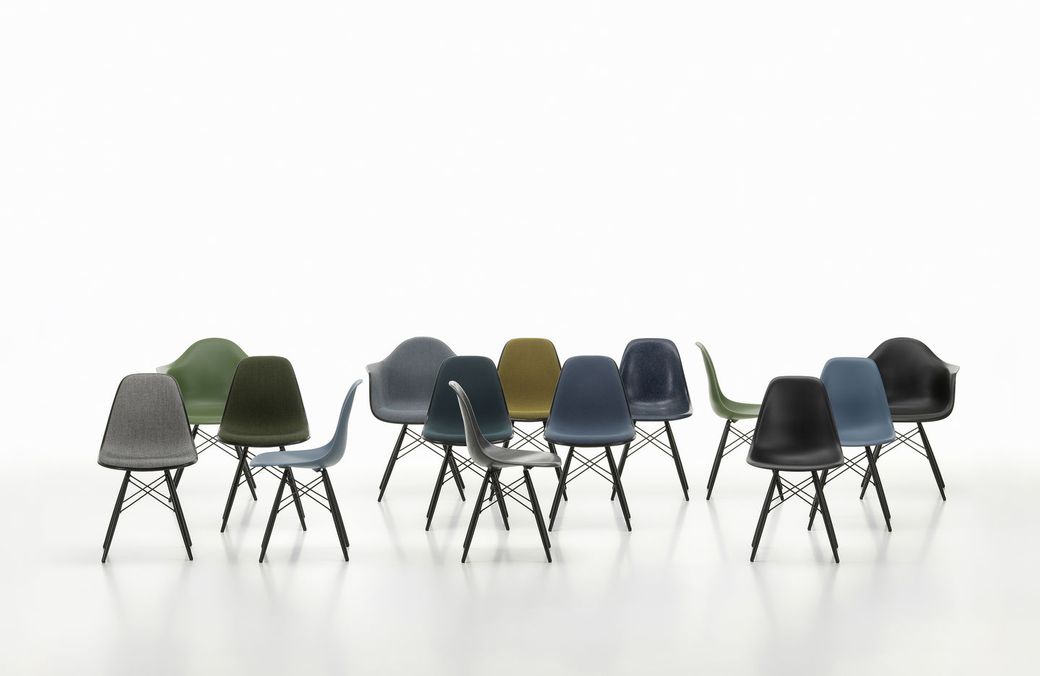 Eames Plastic Side Chair PSCC