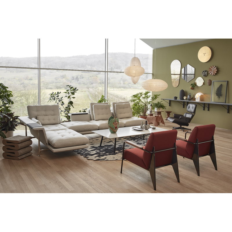 Vitra Eames Lounge Chair, classic size, black ash - black leather | One52 Furniture