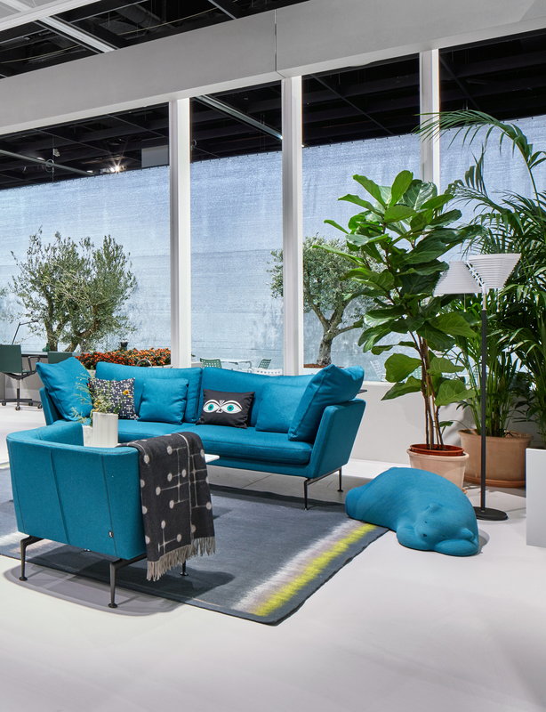 Vitra Resting Bear, turquoise | One52 Furniture