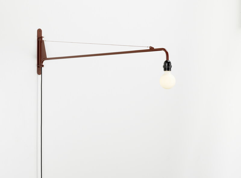 Vitra Petite Potence wall lamp, Japanese red | One52 Furniture