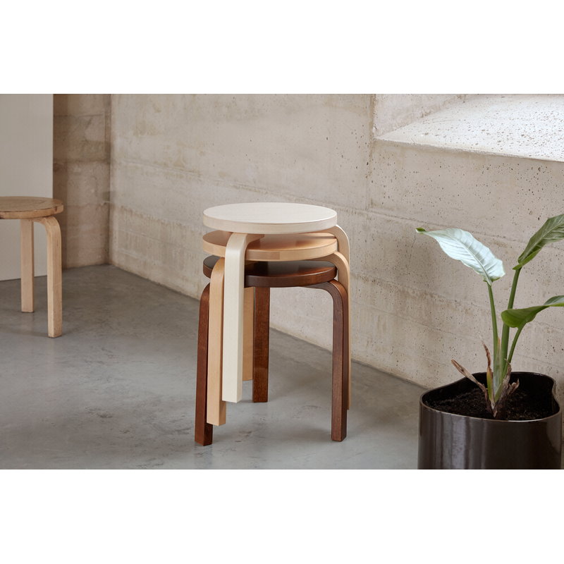 Artek|Chairs, Stools|Aalto stool 60, walnut