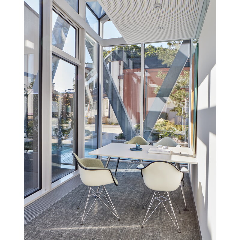 Vitra O-Tidy organizer, white | One52 Furniture