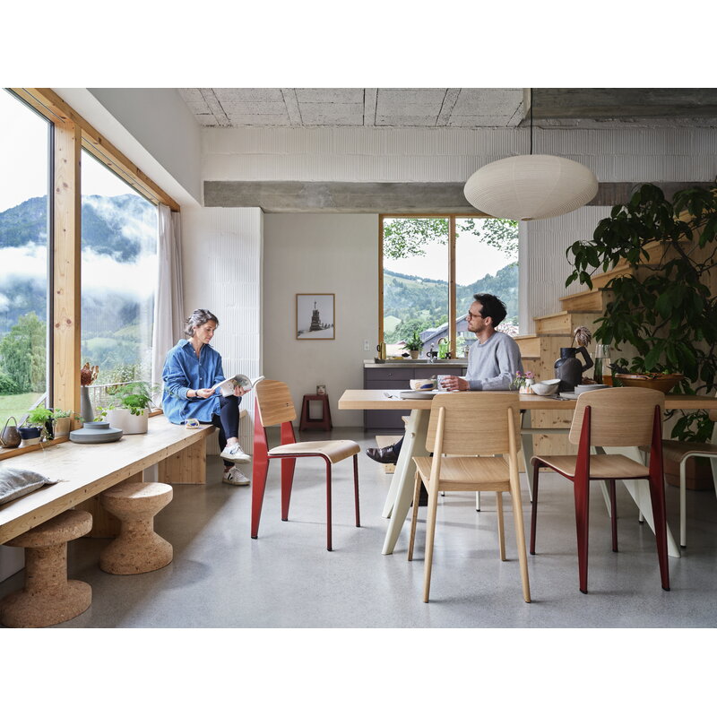 Vitra Standard chair, Japanese red - oak | One52 Furniture