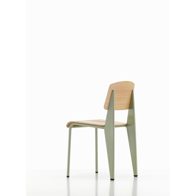 Vitra Standard chair, Prouvé Gris Vermeer - oak | One52 Furniture