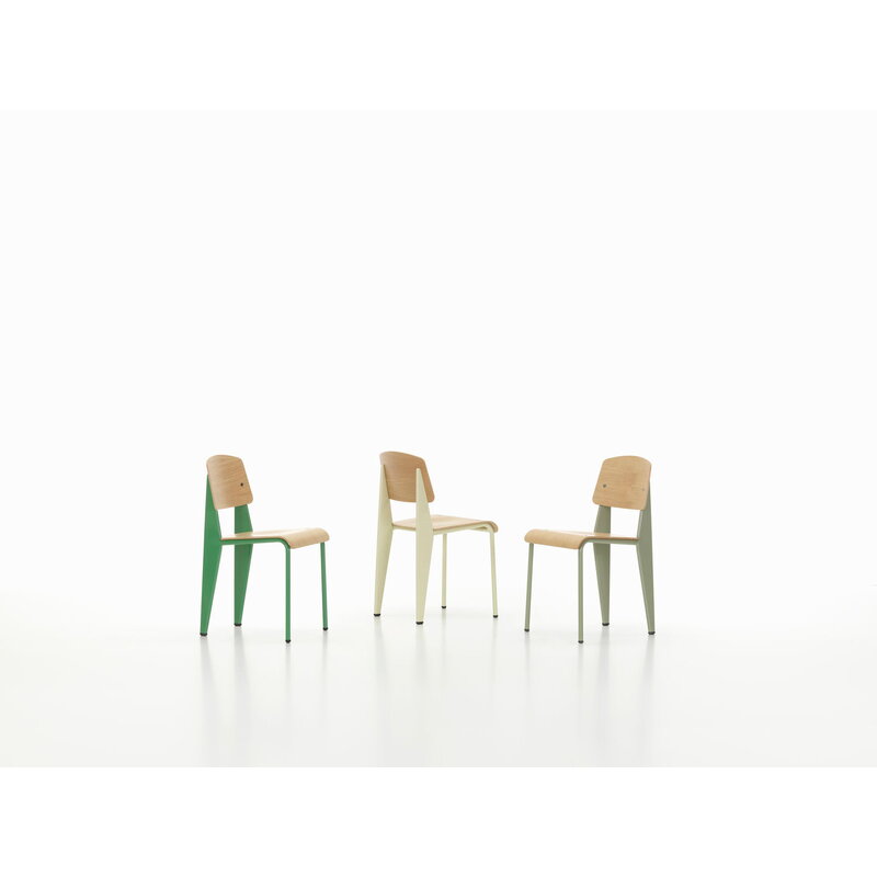 Vitra Standard chair, Prouvé Gris Vermeer - oak | One52 Furniture