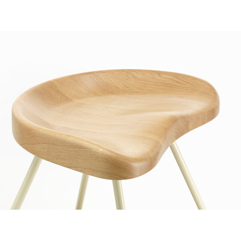 Vitra Tabouret 307 stool, natural oak | One52 Furniture