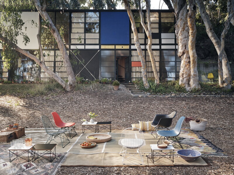 Vitra Eames LAR armchair, deep black - basic dark | One52 Furniture