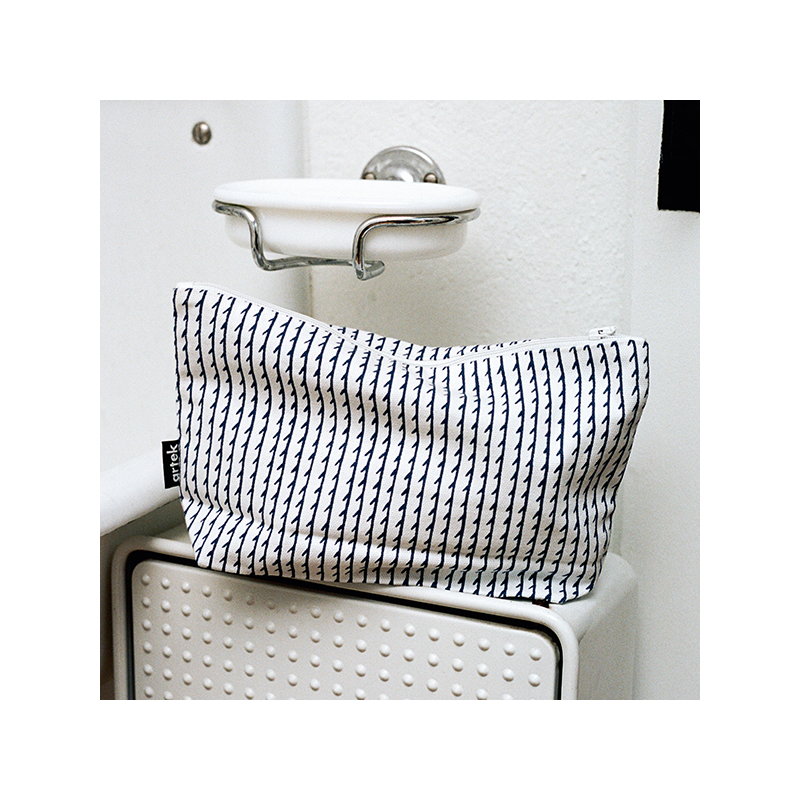 Artek|Toiletry & makeup bags|Rivi pouch, small, white - blue