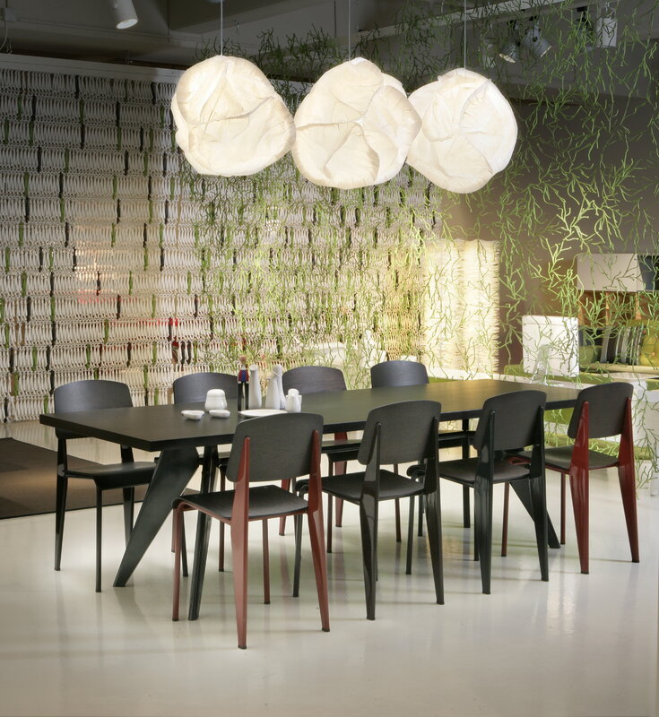 Vitra EM Table 240 x 90 cm, dark oak- Prouvé Blanc Colombe | One52 Furniture