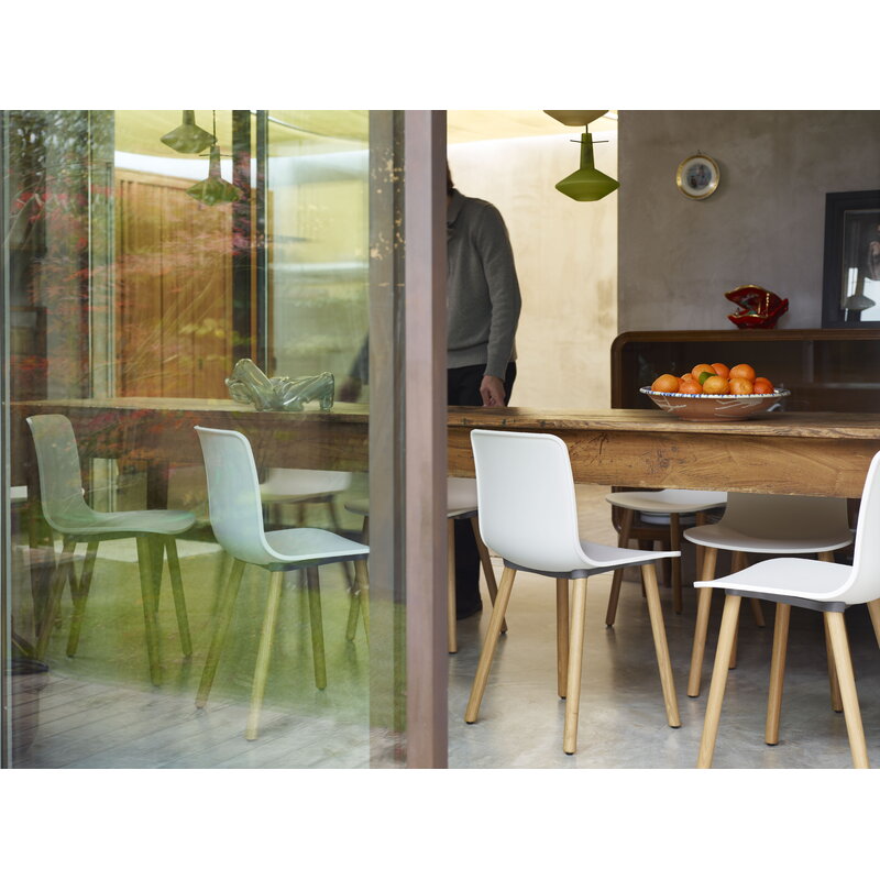 Vitra HAL Wood chair, oak - white | One52 Furniture