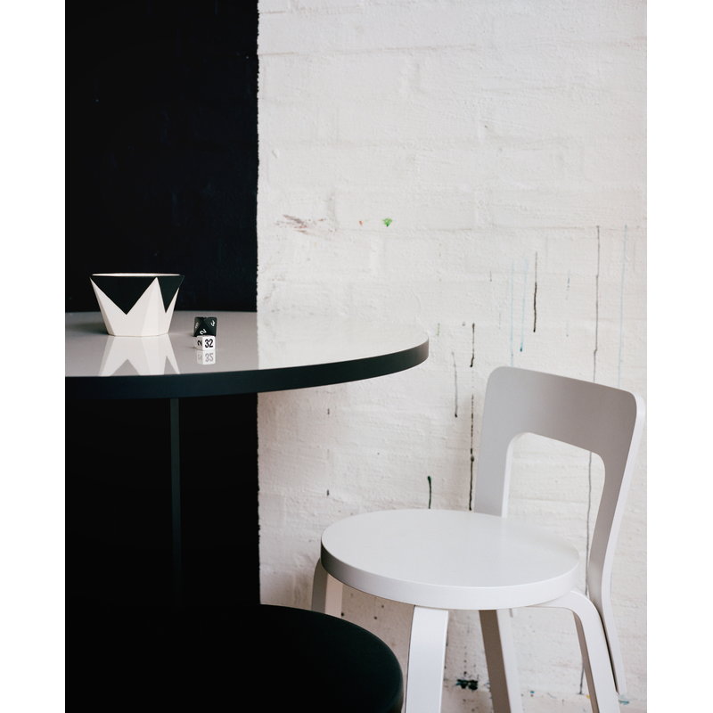 Artek|Chairs, Dining chairs|Aalto chair 65, birch - black linoleum