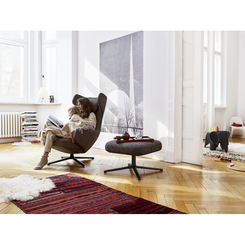Vitra Eames Elephant, small, white | One52 Furniture