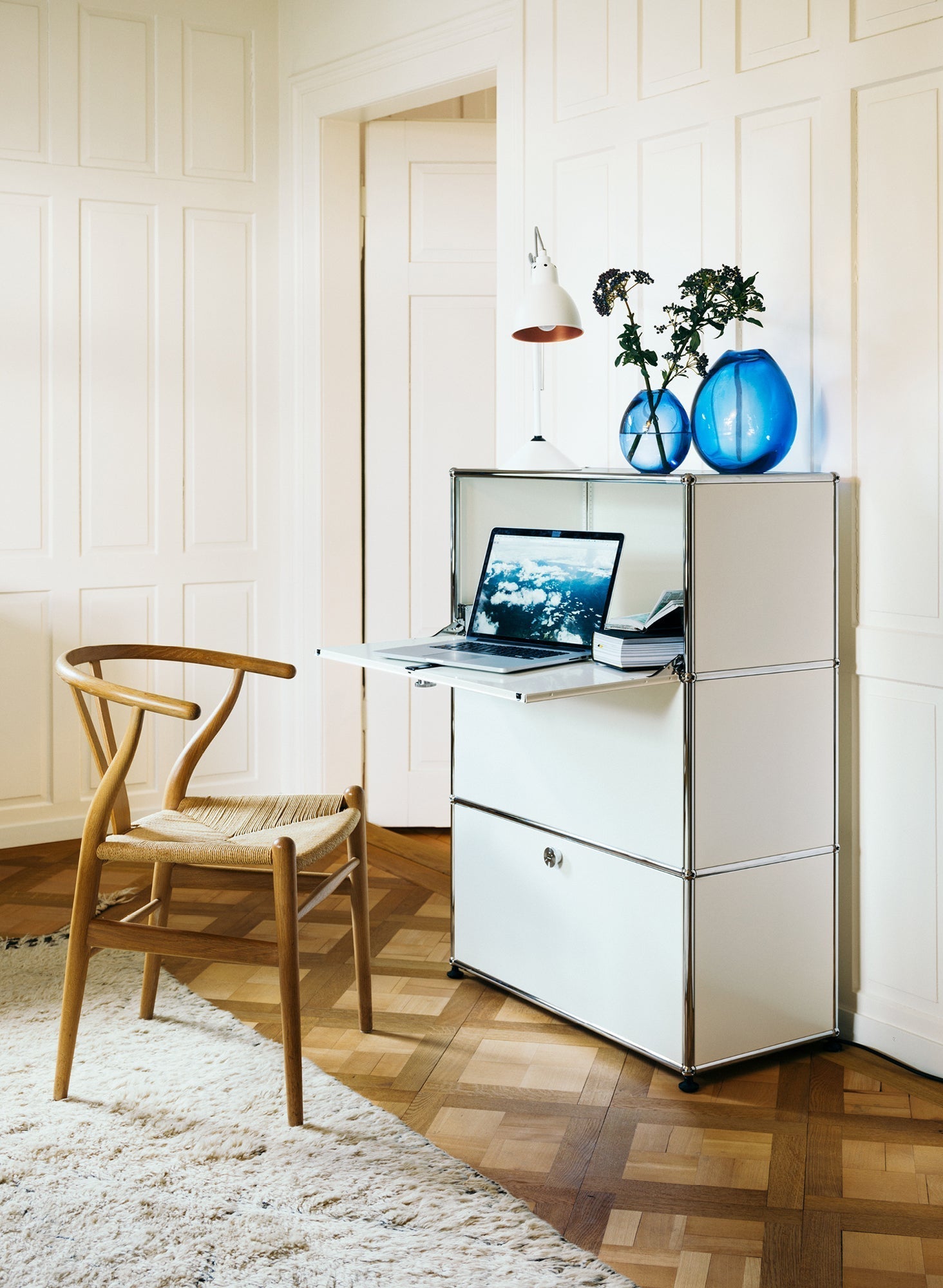 Graphite Black USM Haller storage (G118F)|Office Furniture