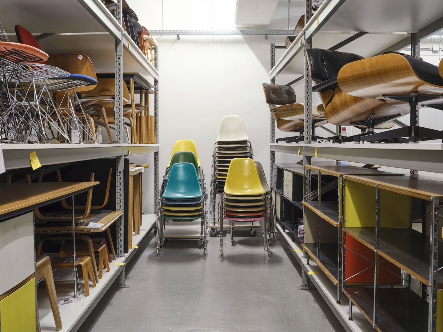 Eames Fiberglass DSR Side Chair turquoise