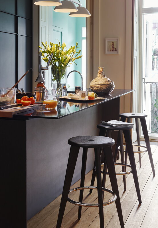 Vitra Tabouret Haut bar stool, dark oak | One52 Furniture