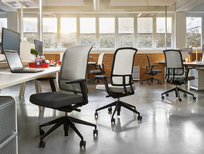 Vitra AM Chair task chair, LightNet 01 - Plano 66 | One52 Furniture