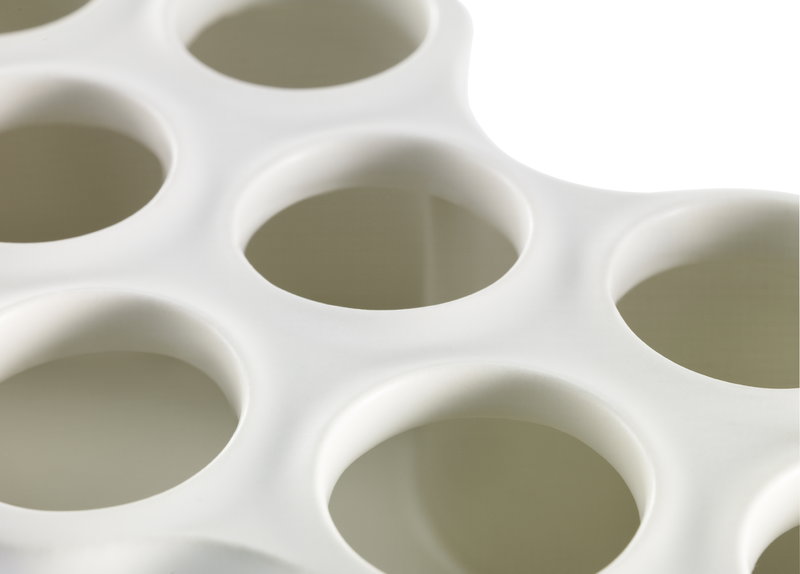 Vitra Nuage Céramique vase, small, ceramique, white | One52 Furniture