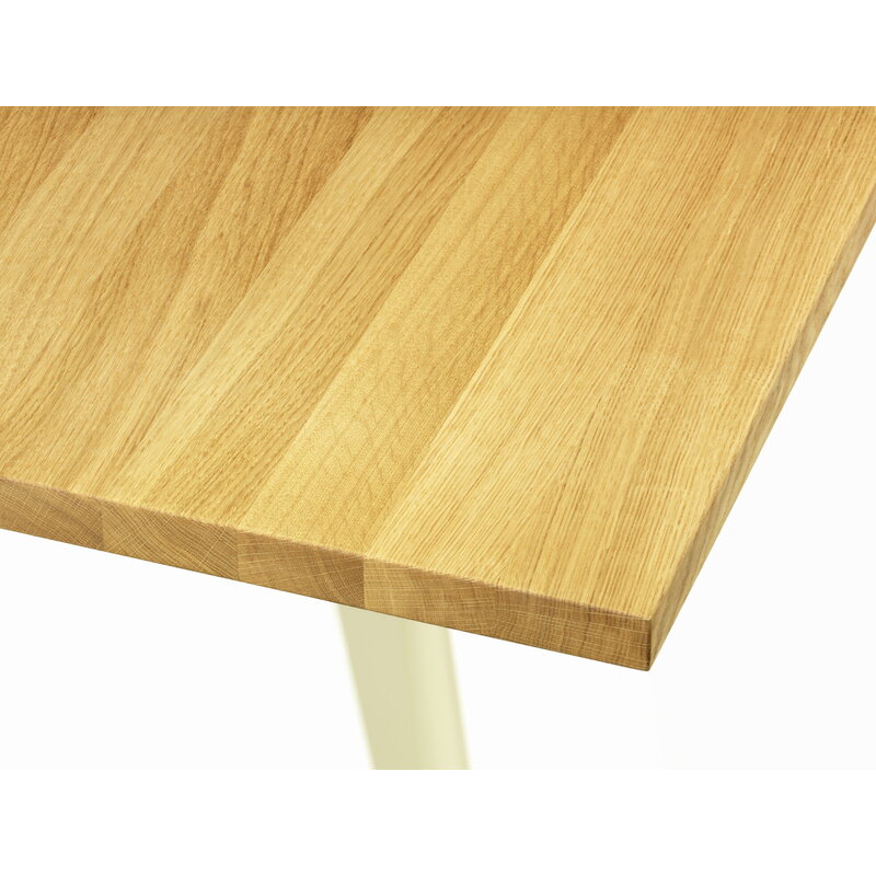 Vitra EM Table 200 x 90 cm, natural oak - deep black | One52 Furniture