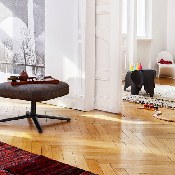 Vitra Eames Elephant, small, black | One52 Furniture