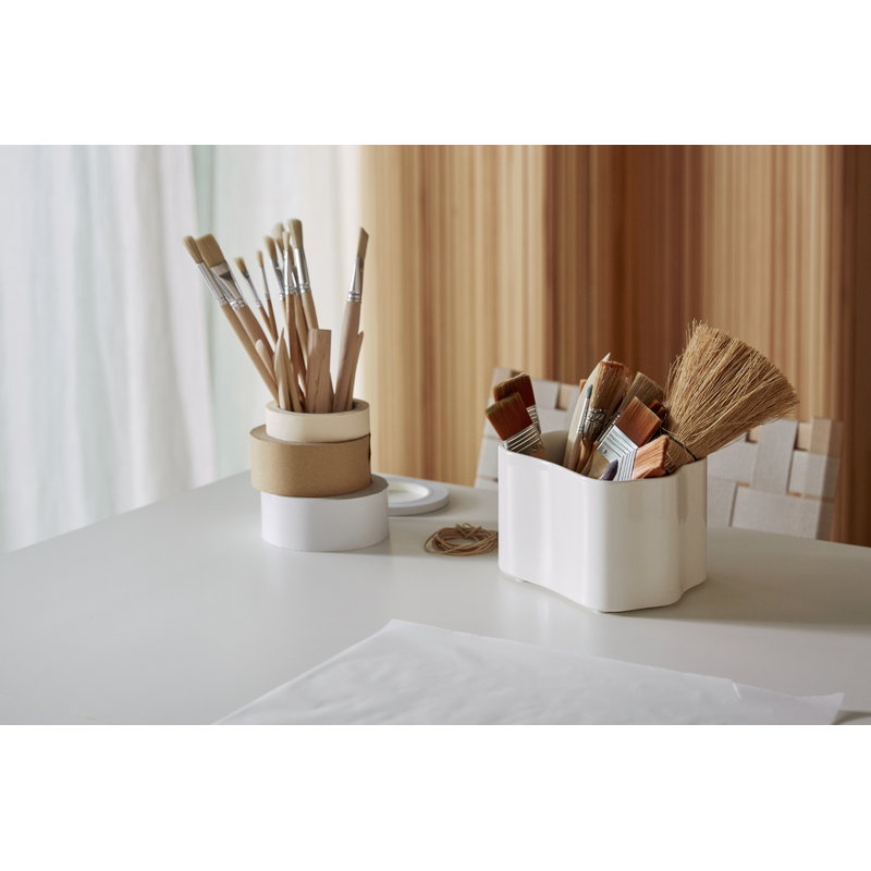 Artek|Indoor gardening, Planters & plant pots|Riihitie plant pot B, small, white gloss