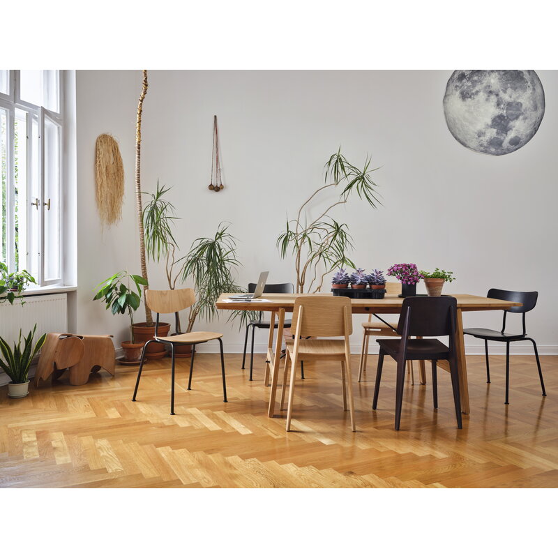 Vitra Moca chair, natural oak - basic dark | One52 Furniture