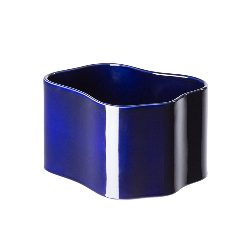 Artek|Indoor gardening, Planters & plant pots|Riihitie plant pot B, medium, blue gloss