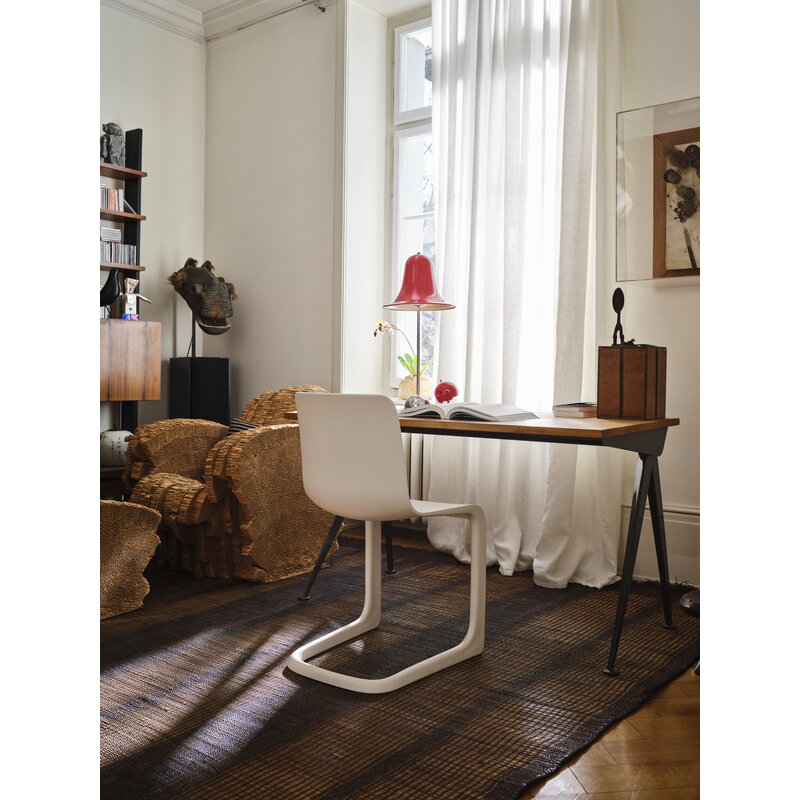Vitra EVO-C chair, ivory | One52 Furniture