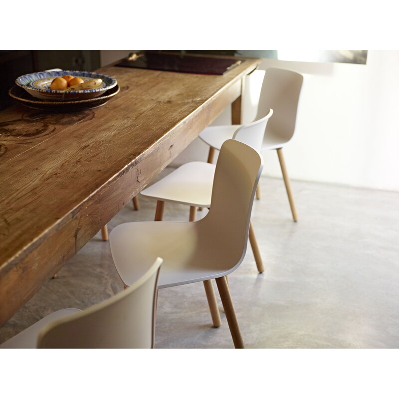 Vitra HAL Wood chair, oak - white | One52 Furniture