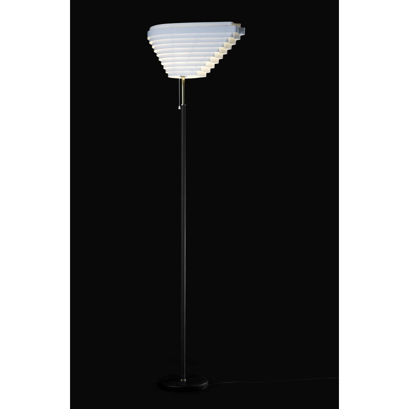 Artek|Floor lamps|Aalto floor lamp A805, polished brass
