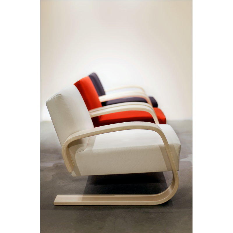 Artek|Armchairs & lounge chairs, Chairs|Aalto armchair 400 "Tank", off-white