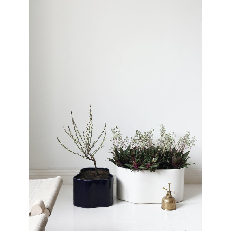 Artek|Indoor gardening, Planters & plant pots|Riihitie plant pot A, large, white gloss